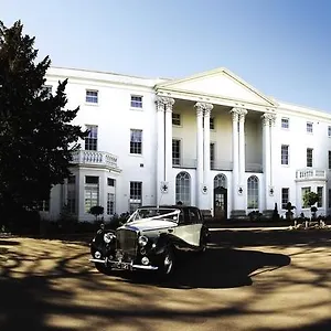 Отель De Vere Beaumont Estate