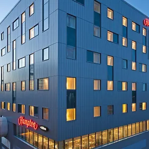 Hampton By Hilton London Gatwick Airport מלון